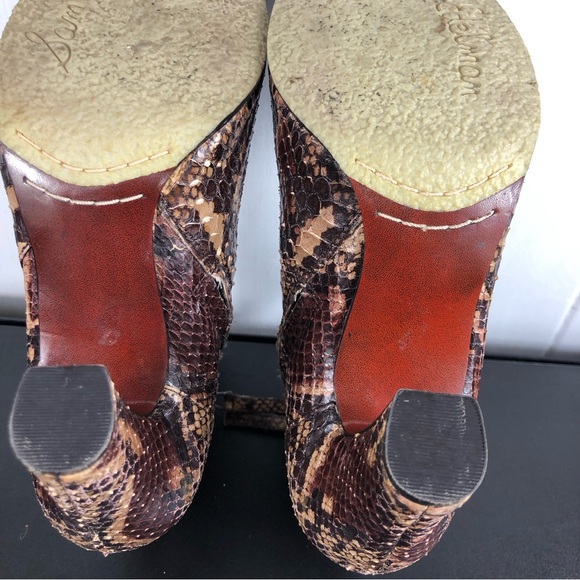 Sam Edelman Salina Snakeskin Leather Bootie Sz 7 1/2 - Picture 9 of 14